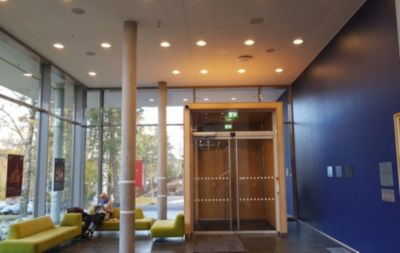 4242210081_02